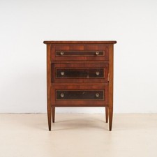 Mobiletto Luigi XVI, filettato