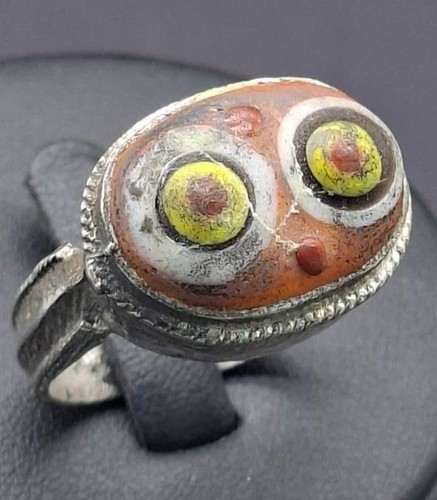 Anello bronzo antico - in,
