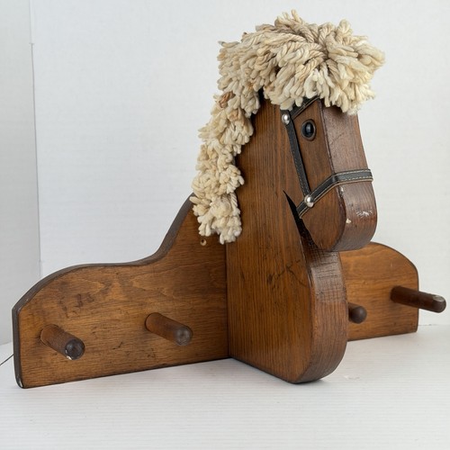 Cavallo dondolo vintage in - cavallo, a