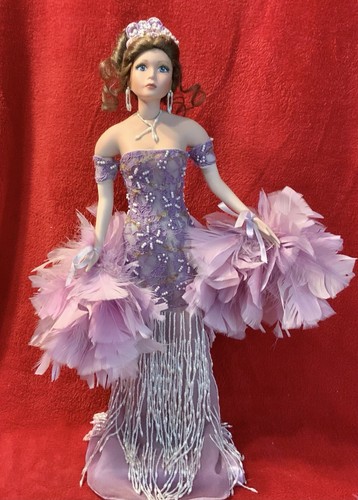 Vintage 1999 lady fresia - vintage,