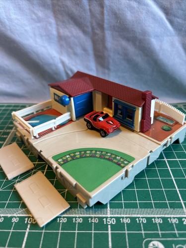 Micro machines suburban - micro,