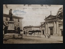 Stradella (Pavia). Piazza Vittorio Emanuele e Chiesa Parrocchiale.
