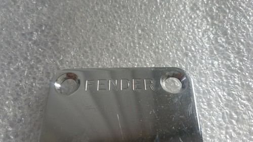 Piastra collo fender - piastra,