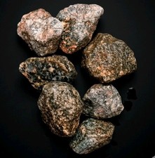 Highly Magnetic Magnetite Rock