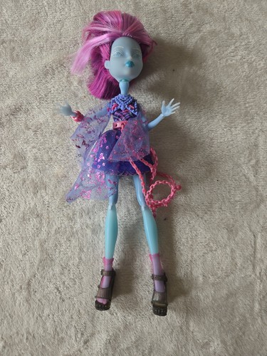 Monster high haunted - high, student