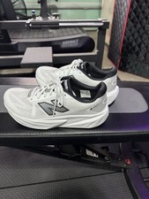 New Balance Rebel v5