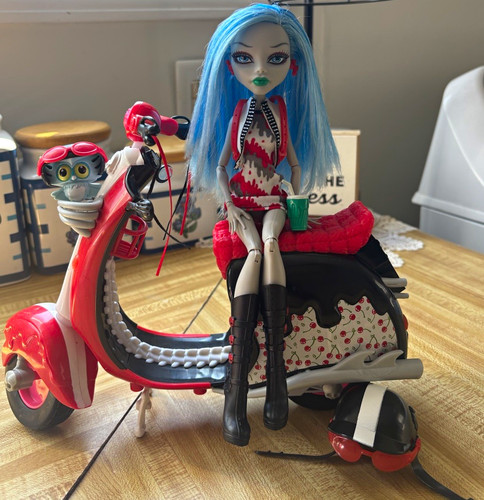 Mattel monster high - mattel, ghoulia