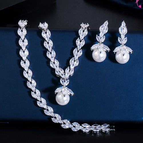 Collana orecchini bracciale