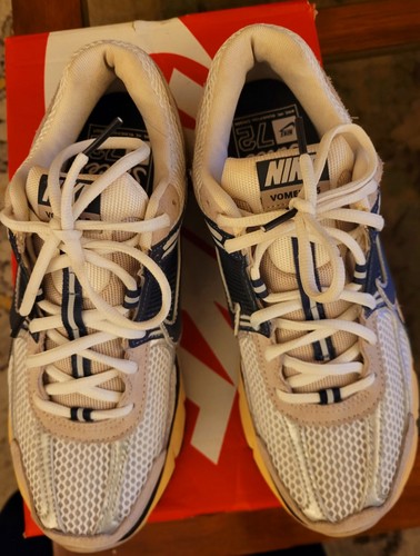 Nike air zoom - vomero, 5