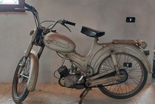 Lotto due ciclomotori bianchi - due,