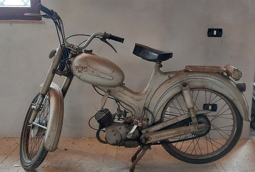Lotto due ciclomotori bianchi - due,