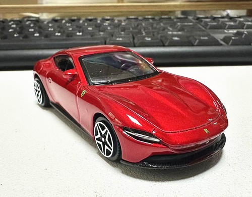 Modellino auto giocattolo
