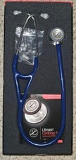 3M Littmann Cardiology IV Stetoscopio, 6168, Blu-Argento Pettorina Nero 27"