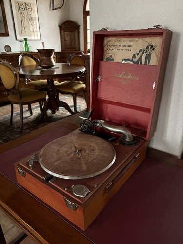 Grammofono antico periodo 1940 - antico,