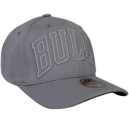 Mitchell ness basecap - mitchell,