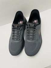 Skechers Slip-ins / D’lux