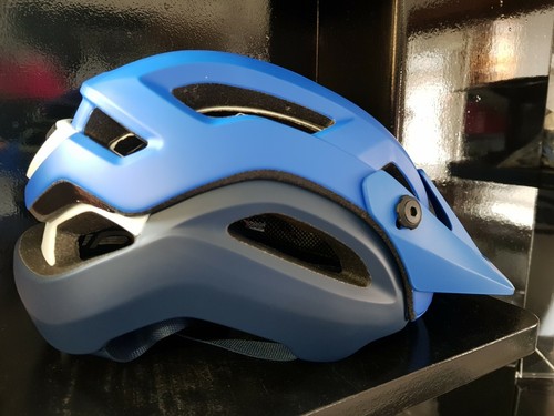 Casco giro manifest spherical - casco,