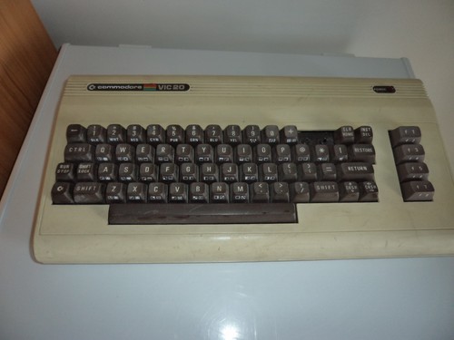 Commodore vic20 - commodore,