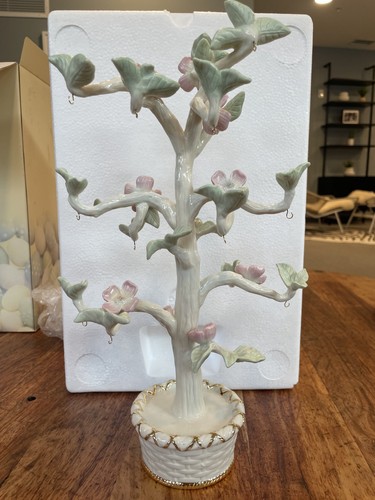 Albero dei fiori pasquali