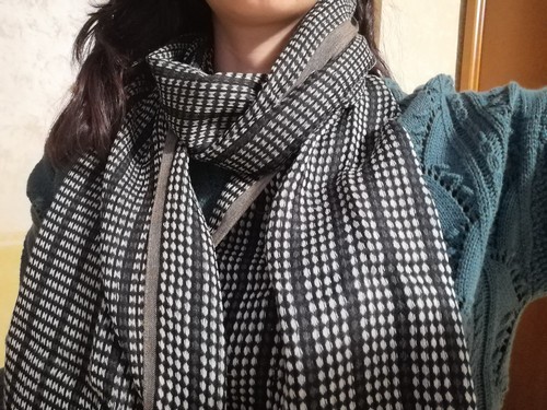 Sciarpa unisex bianca - e, nera