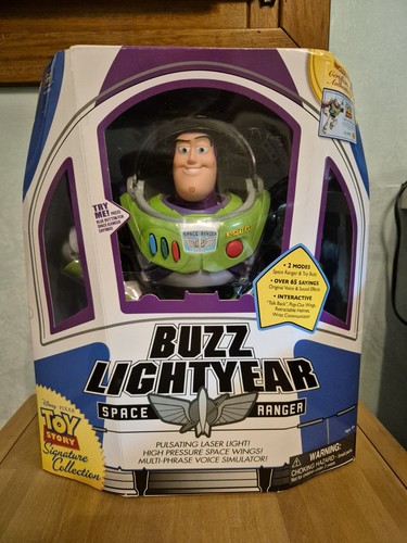 Toy story buzz lightyear - buzz,