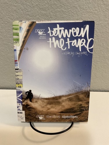 Between the tape - tape, dvd