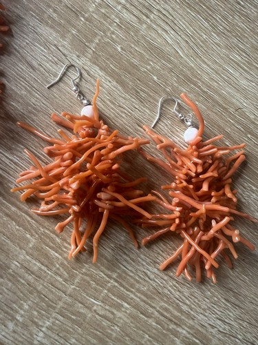 Orecchini corallo frange - orecchini, a
