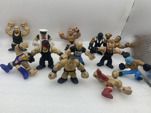 Wwe rumblers mini figure - wwe,