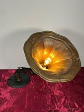 LAMPADA VINTAGE DA TAVOLO REALIZZATA CON UNA VECCHIA TROMBA IN RAME  GRAMMOFONO