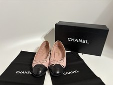 Ballerine vintage Chanel in pelle rosa con logo CC 36
