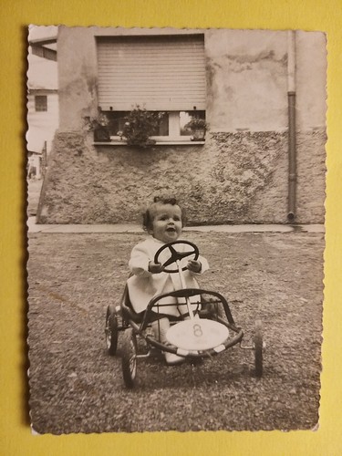Fotografia bimba su - -,