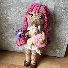 Amigurumi bambola bambina