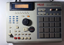 Akai MPC2000XL Sampler &