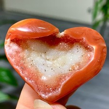 Grotta di cristallo a forma di cuore bella naturale 19G gemma super grande