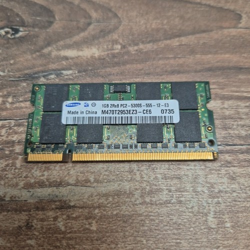 Barrette mémoire 1go ram ddr2 - barrette,