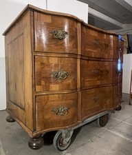 Cassettone Antico Intarsiato