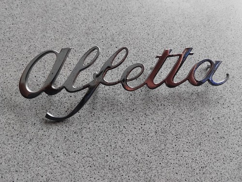 Scritta emblema logo alfetta