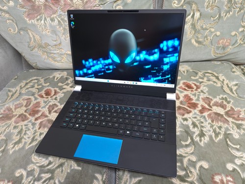 Alienware x16 ultra - x16, r2