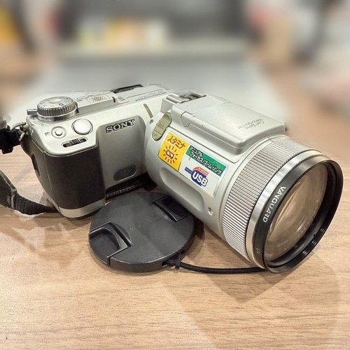 Fotocamera digitale sony - fotocamera,