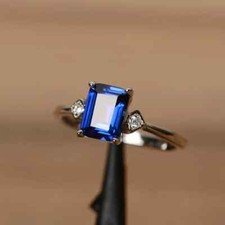 anello zaffiro settembre
