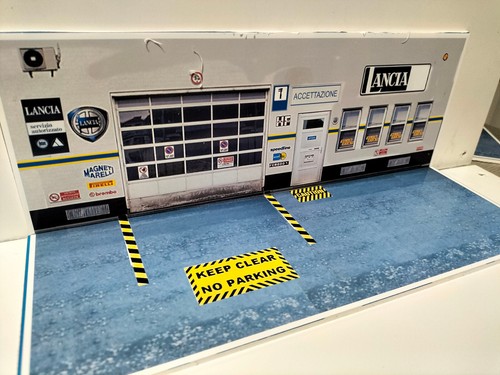 Diorama officina garage - garage, lancia