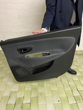 pannello interno portiera auto