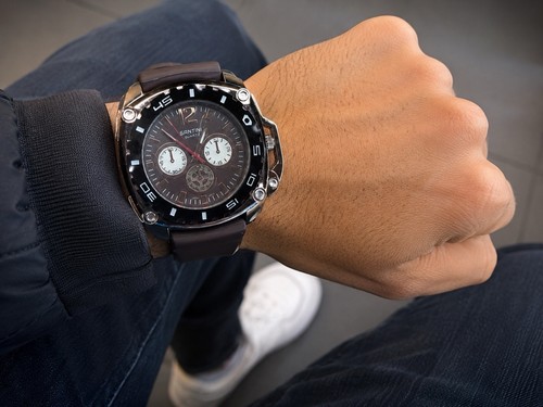 Orologio sportivo uomo quarzo