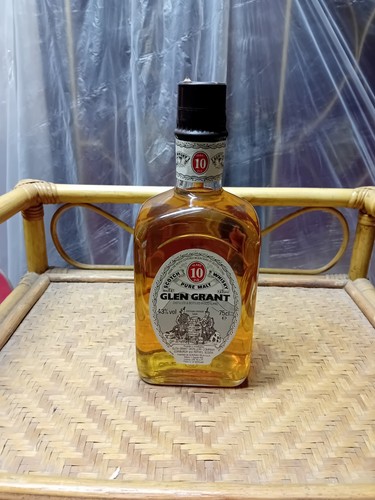 Bottiglia whisky glen grant - bottiglia,