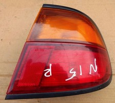 FARO POSTERIORE DESTRO NISSAN