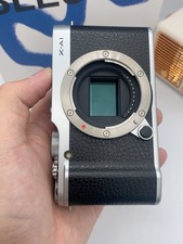 Fujifilm X-A1 solo corpo nero