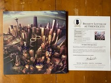 FOO FIGHTERS FIRMATO SONIC