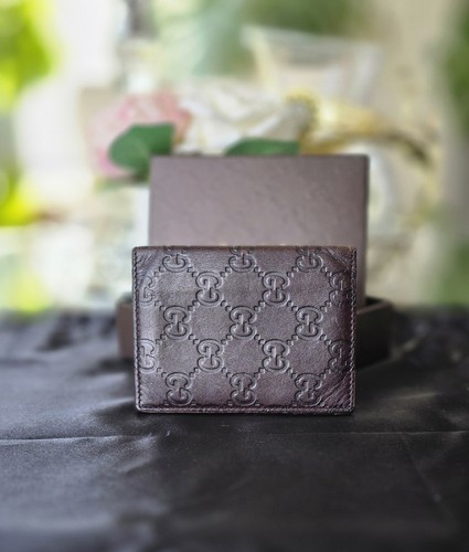 Gucci embossed dark - gucci,