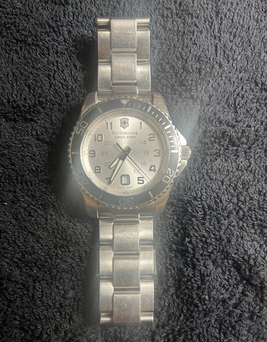 Victorinox swiss army maverick - victorinox,