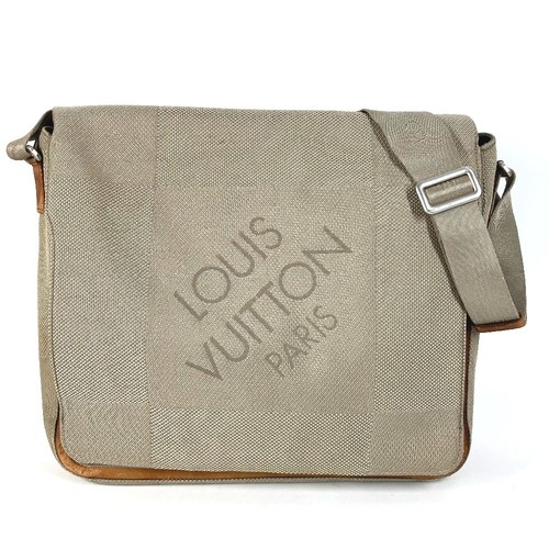 Borsa tracolla louis vuitton - a,